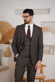 Costum Barbatesc, 3 piese, Sacou, Vesta si Pantalon, Textura Punctata, Maro Inchis PG0007