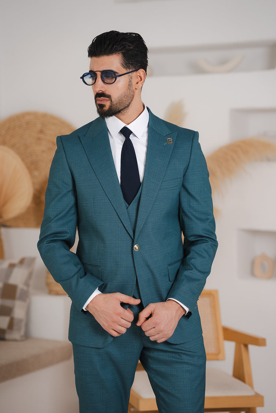 Costum Barbatesc, 3 piese, Sacou, Vesta si Pantalon, Textura Punctata, Verde Smarald PG0008
