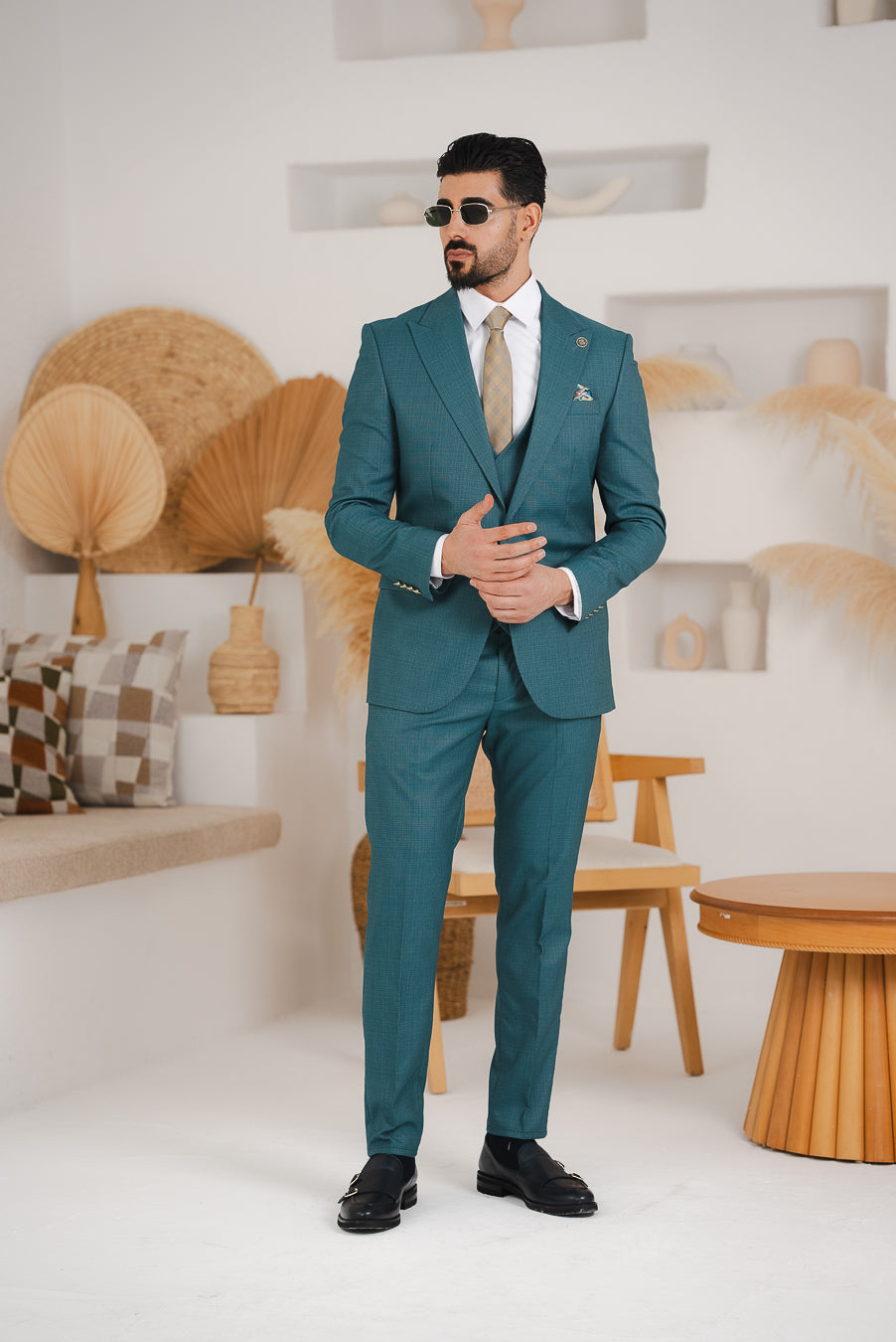 Costum Barbatesc, 3 piese, Sacou, Vesta si Pantalon, Textura Punctata, Verde Turcoaz Inchis PG0014