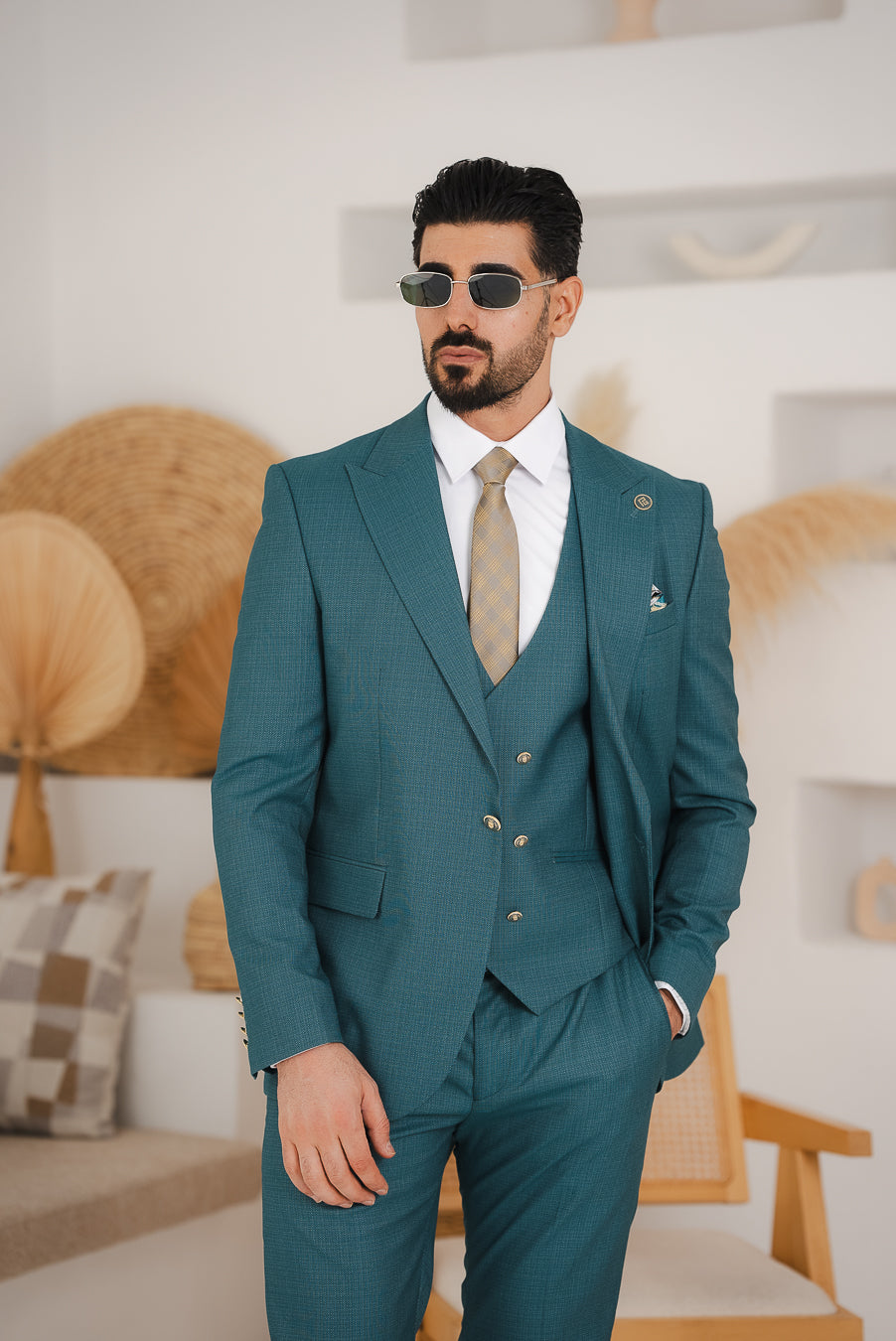 Costum Barbatesc, 3 piese, Sacou, Vesta si Pantalon, Textura Punctata, Verde Turcoaz Inchis PG0014