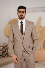 Costum Barbatesc, 3 piese, Sacou, Vesta si Pantalon, Textura Punctata, Cappuccino Inchis PG0021