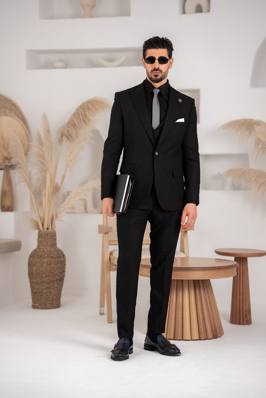 Costum Barbatesc, 3 piese, Sacou, Vesta si Pantalon, Textura Punctata, Black PG0032