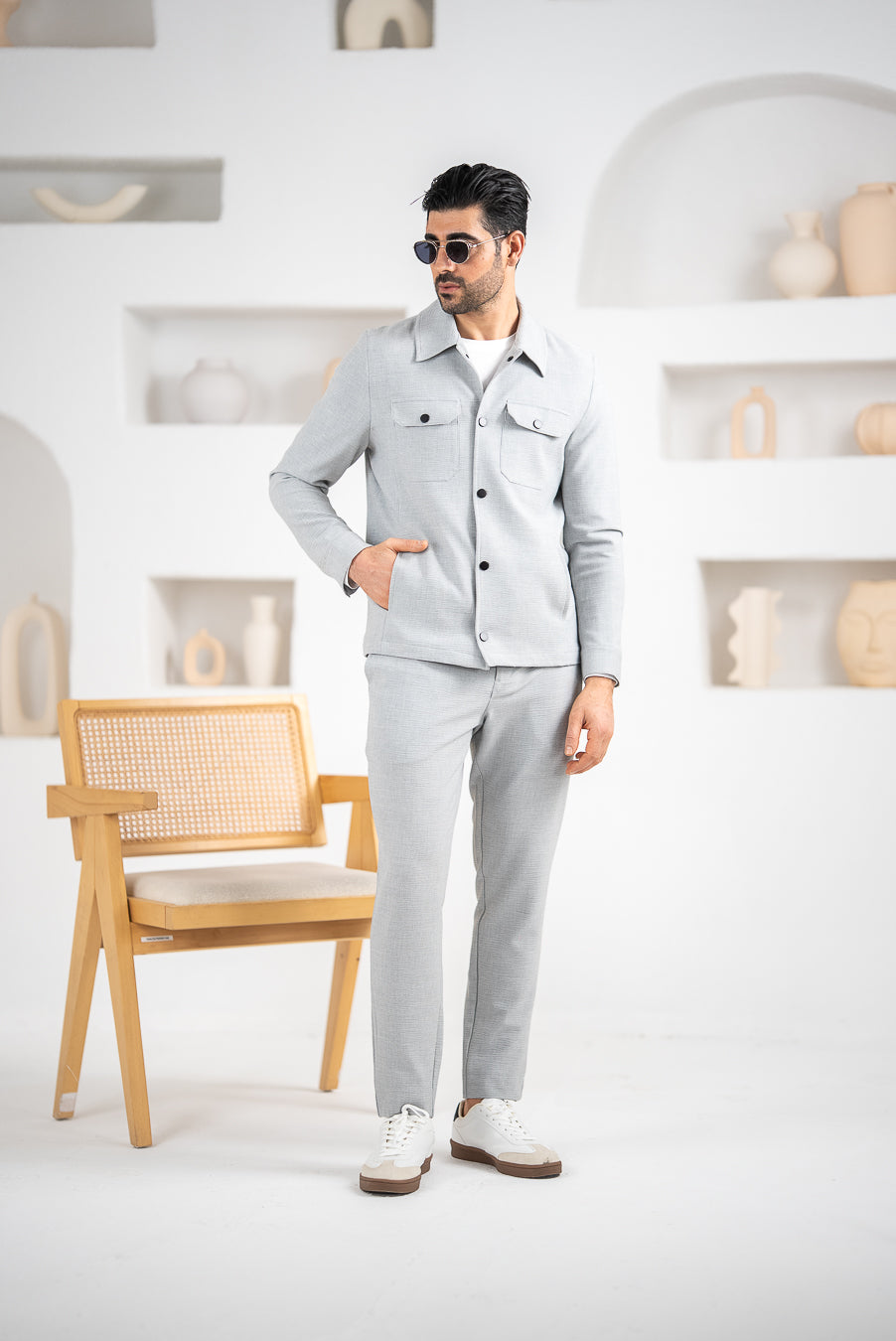 Costum Barbatesc, 2 piese, Sacou si Pantaloni, Material Grofat Lycra, Nasturi din Plastic, Gri PG0122