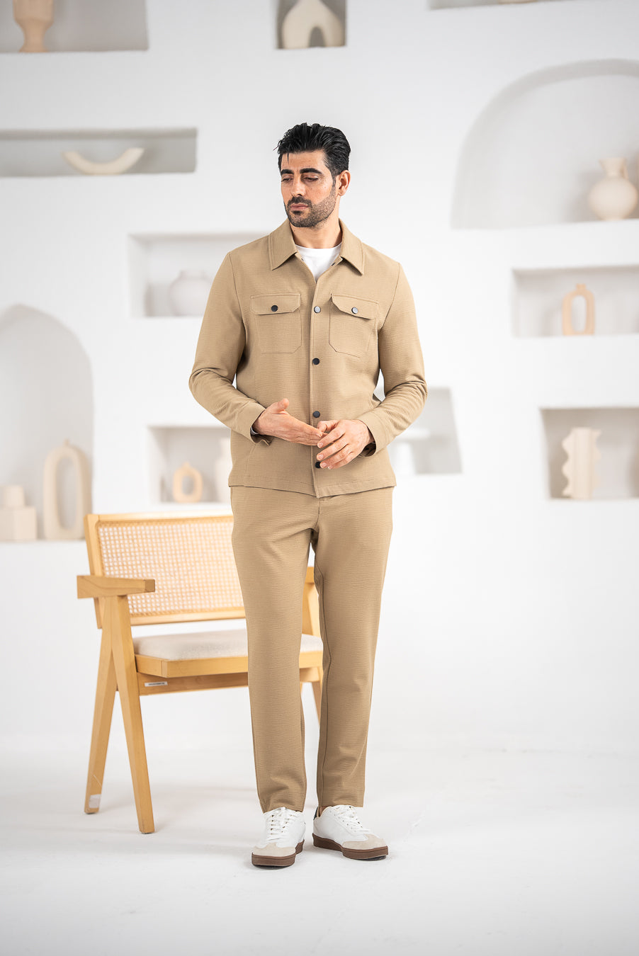 Costum Barbatesc, 2 piese, Sacou si Pantaloni, Material Grofat Lycra, Nasturi din Plastic, Cappuccino PG0128