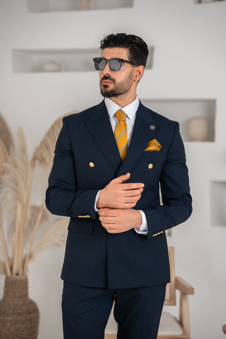 Costum Barbatesc, 2 piese, Sacou si pantalon, Material Fin, Nasturi Aurii, Bleomaren PG0061