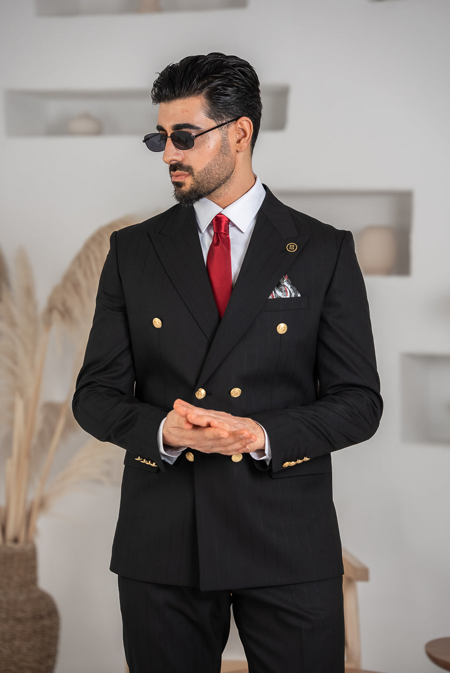Costum Barbatesc, 2 piese, Sacou si pantalon, Material Fin, Nasturi Aurii, Negru PG0066