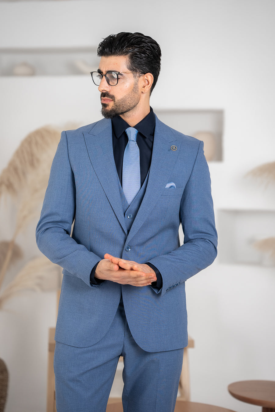 Costum Barbatesc, 3 piese, Sacou si Vesta si Pantalon, Material Texturat, Nasturi din Plastic, Bleo PG0082