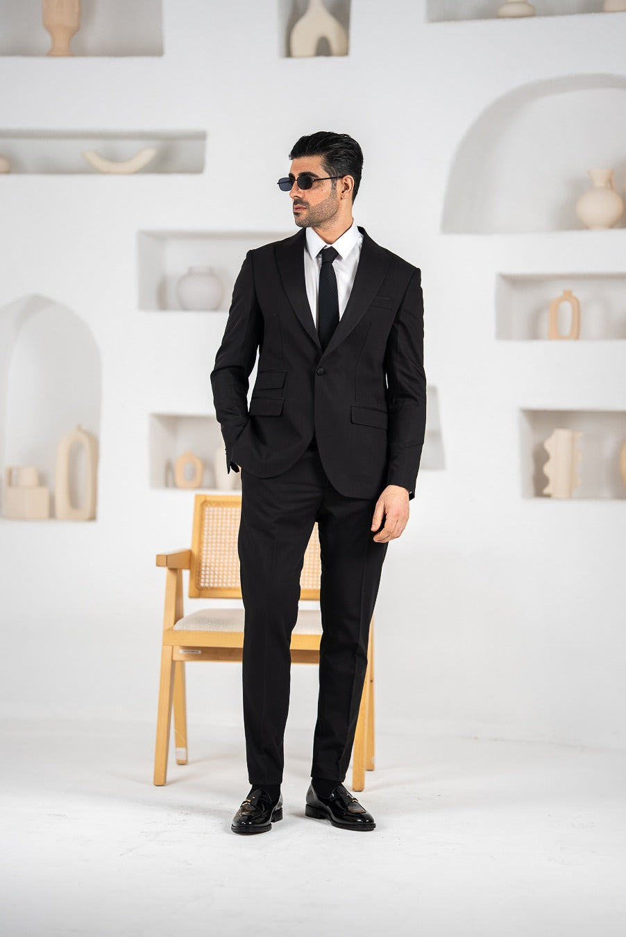 Costum Elegant de Ceremonie Negru, 2 Piese,Sacou si Pantalon,din Material Fin PG0086