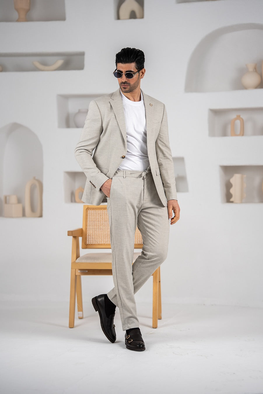 Costum barbatesc de vara, 2 piese, pantalon si sacou, culoarea gri perlat, PG0173