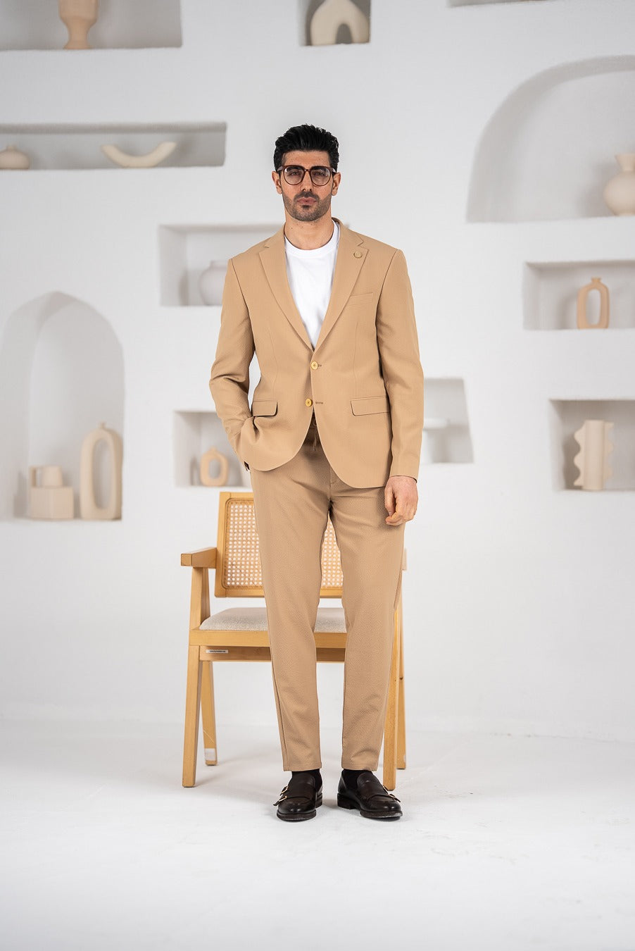 Costum barbatesc de vara, 2 piese, pantalon si sacou, culoarea bej-camel,PG0179