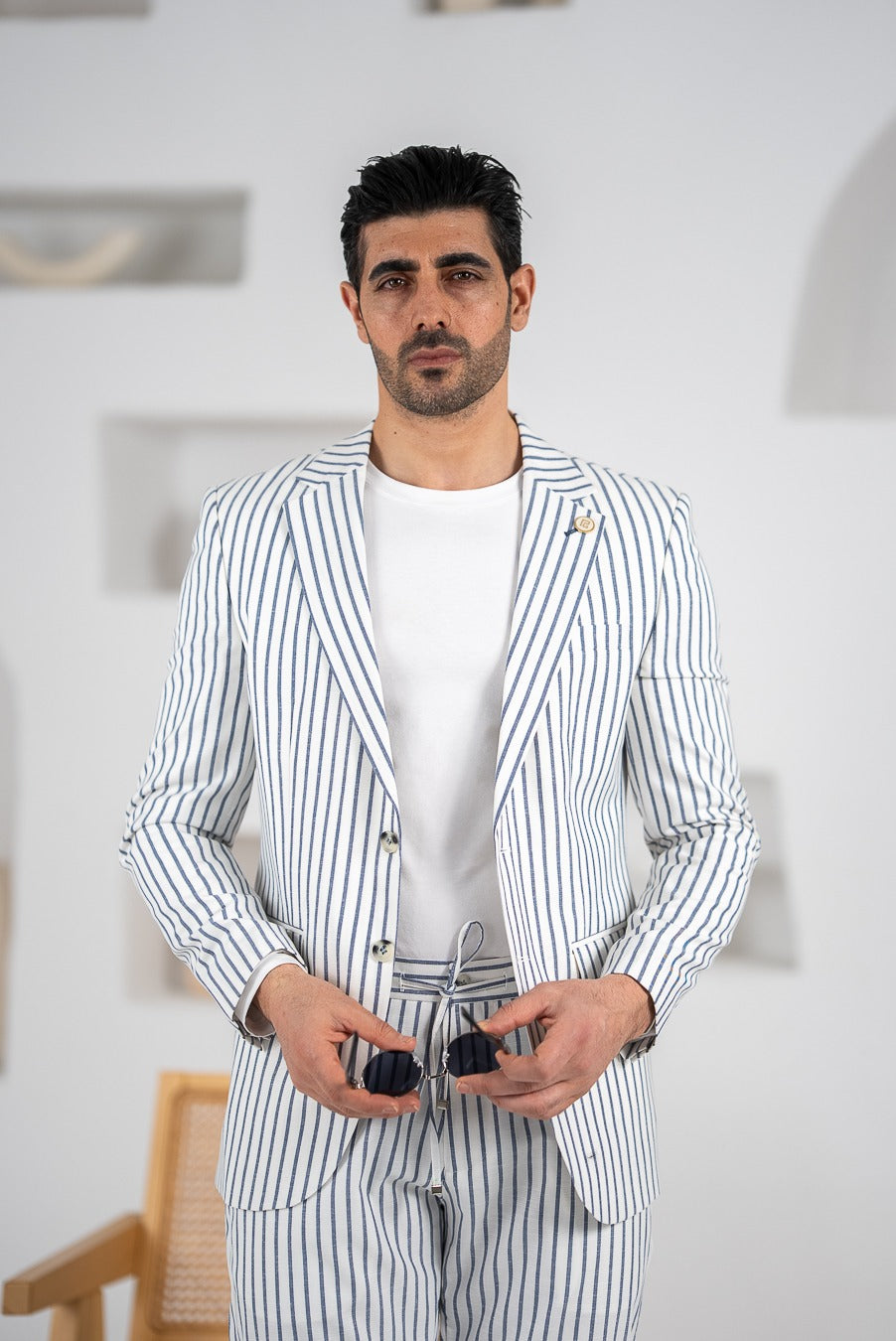 Costum barbatesc de vara, 2 piese sacou si pantalon , nuanta bluemarin, PG0096