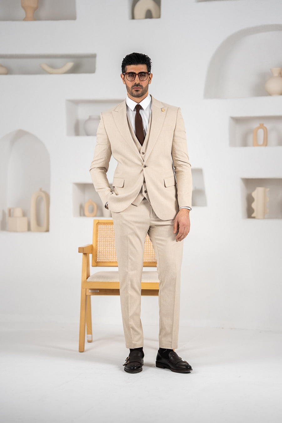 Costum Barbatesc, 3 piese, Sacou si Vesta si Pantalon, nuanta bej-nisip, PG0116