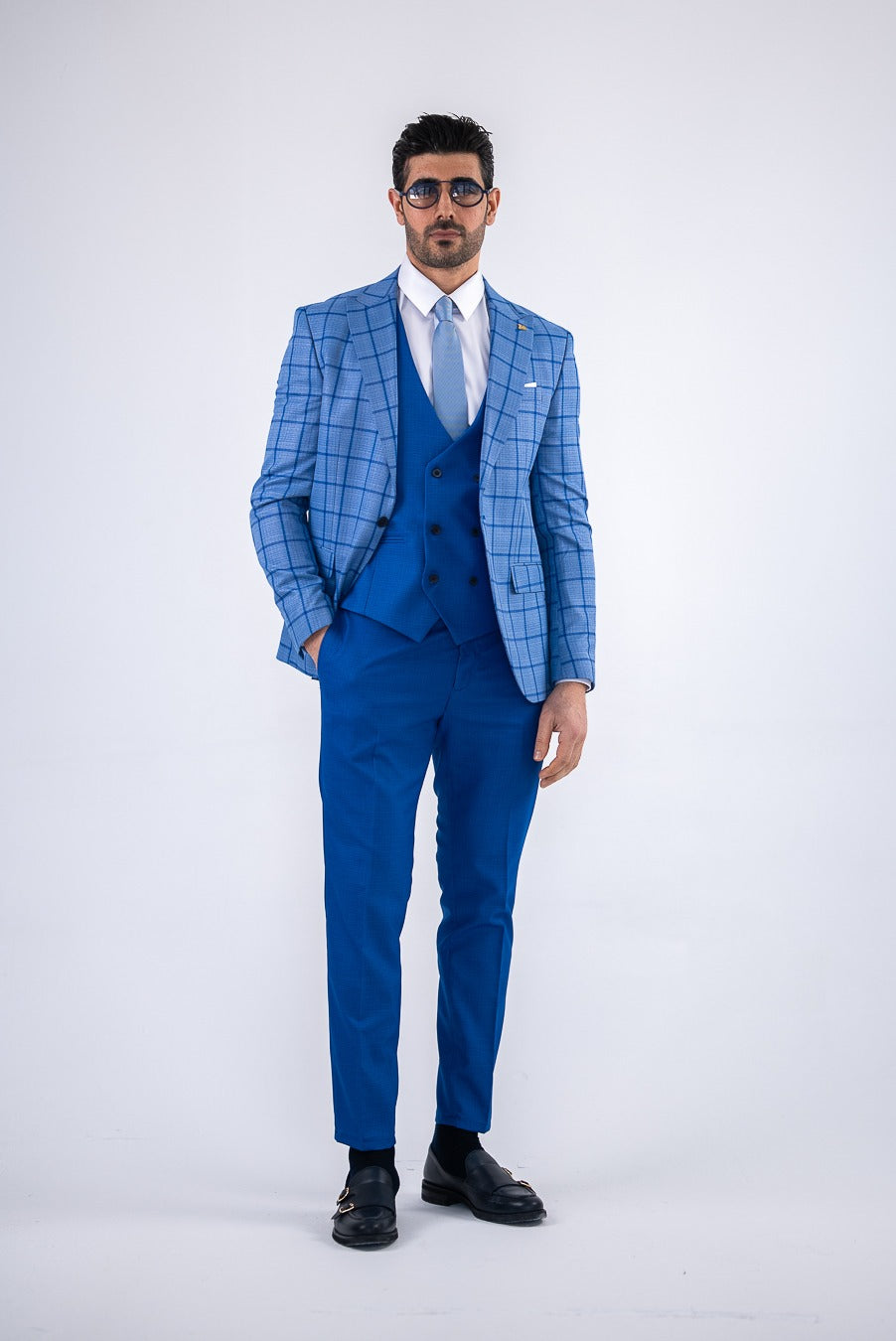 Costum Barbatesc, 3 piese, Sacou si Vesta si Pantalon,nuanta albastru-regal,PG0119