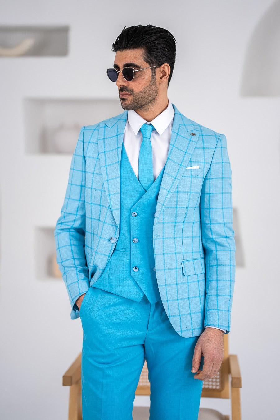 Costum Barbatesc, 3 piese, Sacou si Vesta si Pantalon,nuanta albastru turcoaz, PG0120