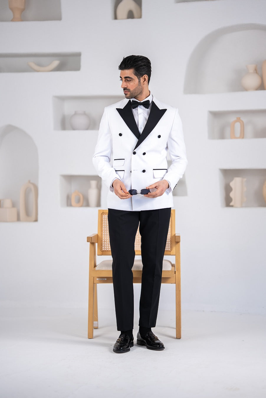 Costum ceremonie 2 piese,sacou  si pantalon , contrast alb si negru,PG0163