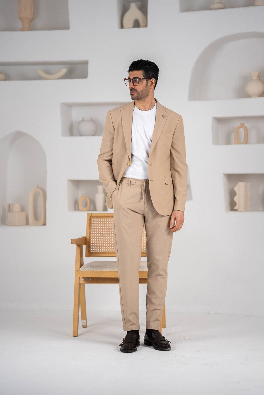 Costum barbatesc de vara, 2 piese, pantalon si sacou, culoarea bej-camel, PG0177
